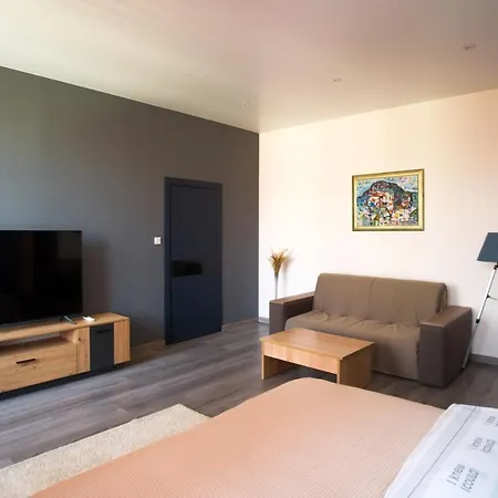 Si-yo Apartment